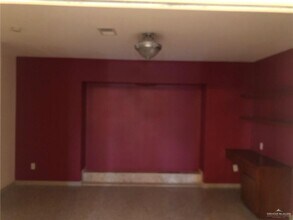 22 Jackson Ave W in McAllen, TX - Building Photo - Building Photo