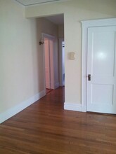 156 Coolidge St in Brookline, MA - Building Photo - Building Photo