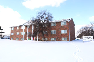 Colonial Estates Apartments in Potterville, MI - Building Photo - Building Photo