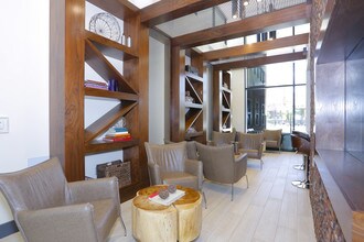 Spur in Henderson, NV - Foto de edificio - Interior Photo