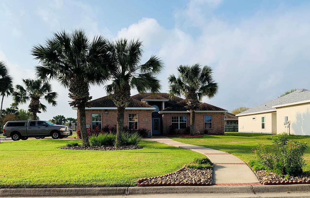 25 Spoonbill Cove Rd in Laguna Vista, TX - Building Photo