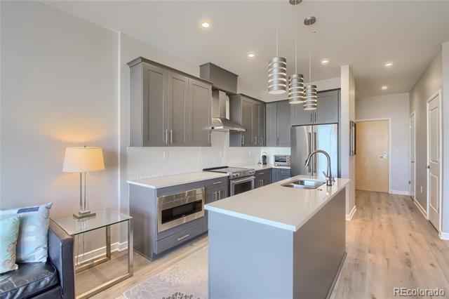 2958 Syracuse St in Denver, CO - Building Photo