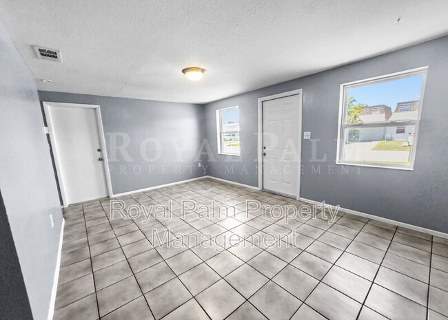 property at 6617 Warwick Cir