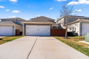 5314 Golden Canary Ln in Austin, TX - Building Photo