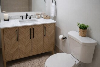 3001 S Course Dr, Unit 1250 in Pompano Beach, FL - Foto de edificio - Building Photo