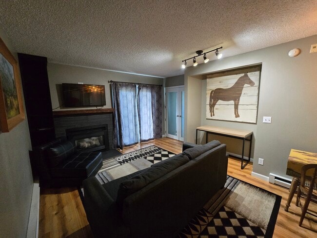 property at 1315 Sparta Plz