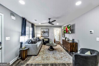 6230 Love St in Austell, GA - Building Photo - Building Photo