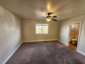 1000 E Blf Vw Dr in Washington, UT - Building Photo - Building Photo