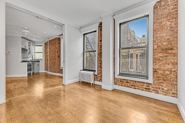 232 Elizabeth St
