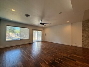 5814 Gloucester Ln in Austin, TX - Building Photo - Building Photo