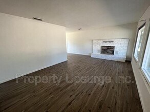 1420 Lake Blvd in Redding, CA - Building Photo - Building Photo