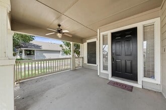 298 Hogan in Kyle, TX - Building Photo - Building Photo