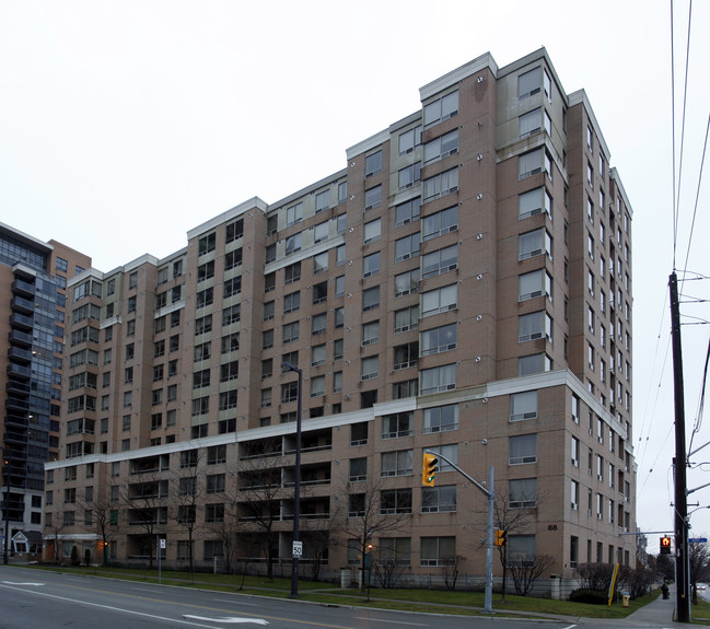 88 Grandview Way in Toronto, ON - Building Photo - Building Photo