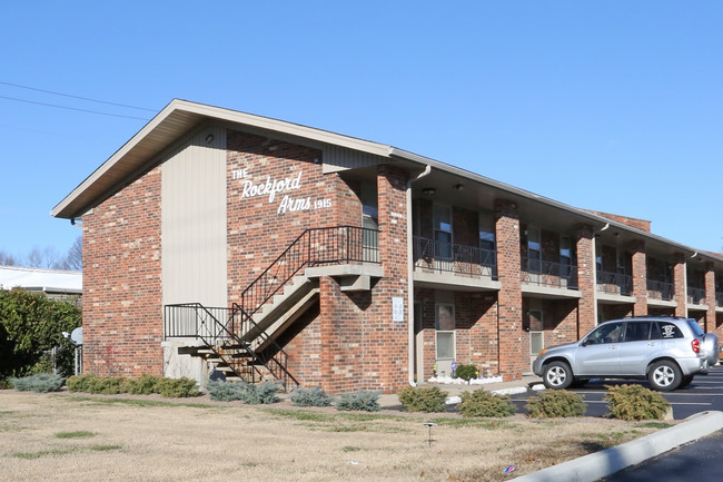 The Rockford Arms Apartment Community in Shively, KY - Building Photo - Building Photo