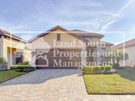 3454 Cup Dr in Lakeland, FL - Building Photo