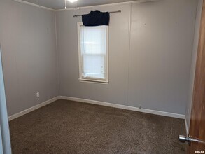 1914 W Richwoods Blvd in Peoria, IL - Building Photo - Building Photo