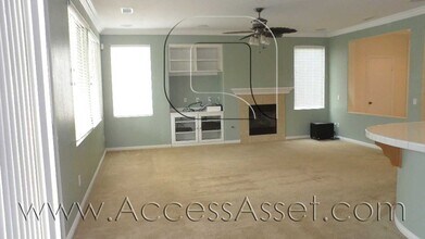 943 Spica Dr in Beaumont, CA - Building Photo - Building Photo