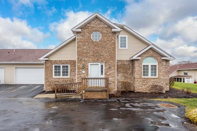 74 Nicholas Dr in Beaver, PA - Building Photo - Building Photo