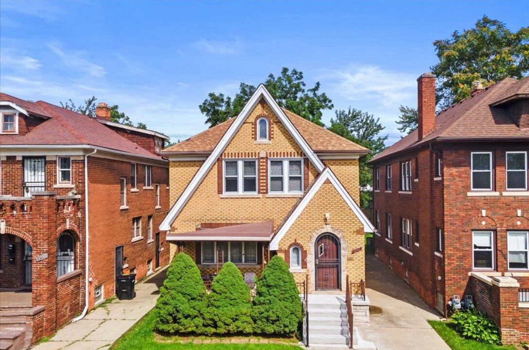 16554 Fairfield St in Detroit, MI - Building Photo