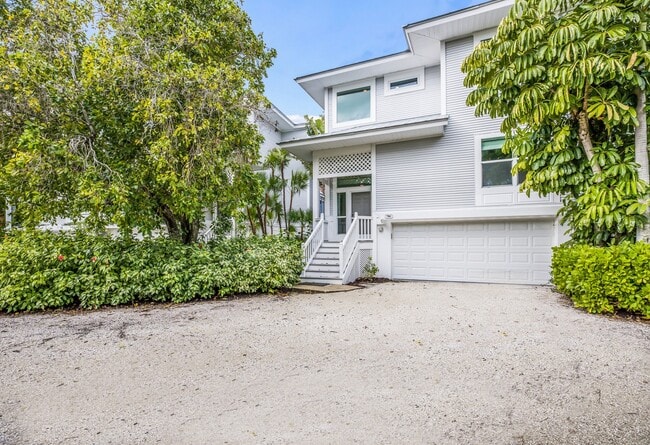 property at 786 Beach View Dr