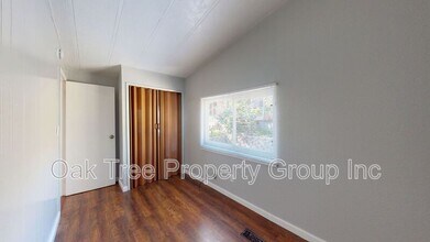 2219 23rd Ave in Oakland, CA - Building Photo - Building Photo