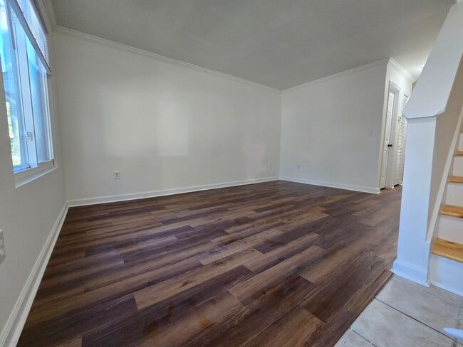 1915 Tropicana Rd in North Charleston, SC - Building Photo - Building Photo