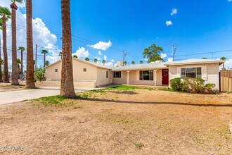 809 N Gilbert Ave in Casa Grande, AZ - Building Photo - Building Photo