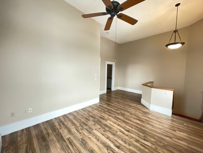 property at 46 Glass St