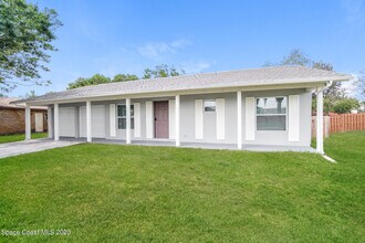 1763 Fallon Blvd NE in Palm Bay, FL - Building Photo - Building Photo