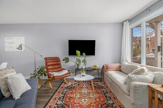237 Loretta Av S in Ottawa, ON - Building Photo - Building Photo