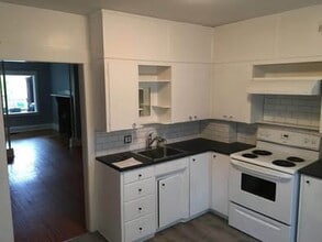 88 Chatham Av in Toronto, ON - Building Photo - Building Photo