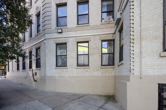 36 Convent Ave in New York, NY - Building Photo - Building Photo