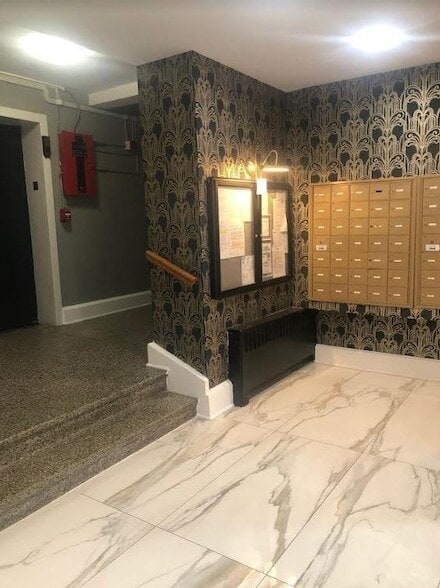 165 Vroom St, Unit 1F in Jersey City, NJ - Foto de edificio - Building Photo