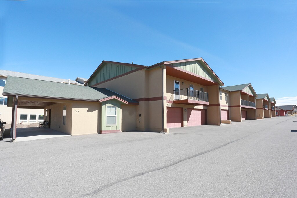 Red Table Apartments Gypsum, CO Apartments