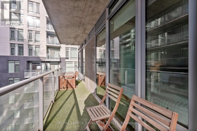 650 King St W in Toronto, ON - Building Photo - Building Photo