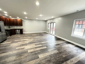 3705 N Kedzie Ave in Chicago, IL - Building Photo - Building Photo