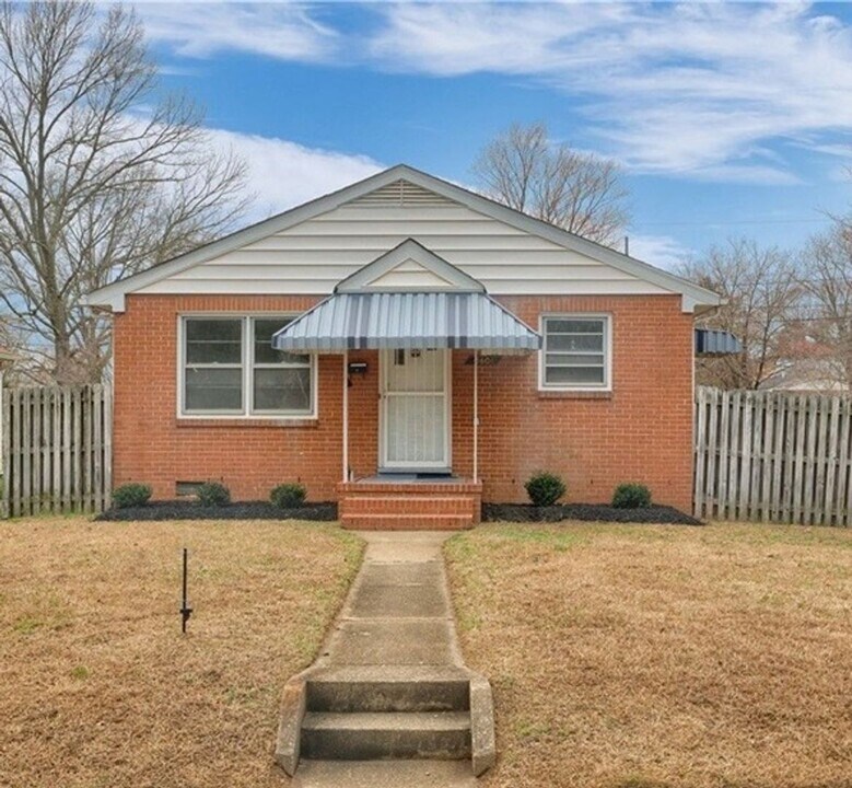 5601 Campbell Ave in Richmond, VA - Building Photo