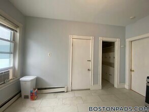 61 Crescent Ave in Boston, MA - Building Photo - Building Photo