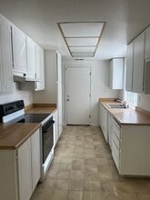 7825 Wintergreen Dr in Citrus Heights, CA - Building Photo - Building Photo