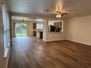 312 Greener Dr in Leander, TX - Building Photo - Building Photo