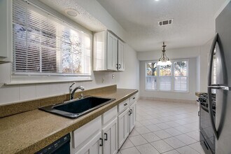 5722 Shreveport Dr in Austin, TX - Building Photo - Building Photo