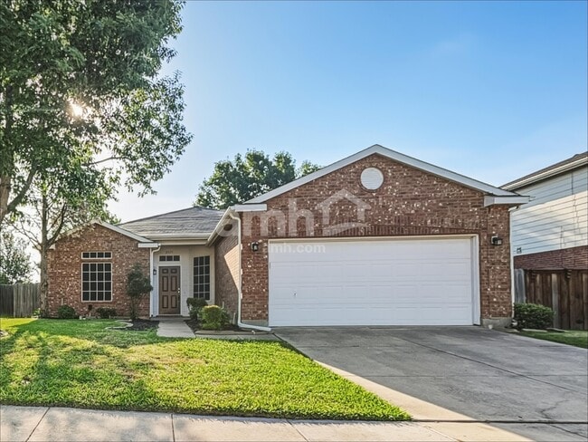 property at 2319 Dogwood Dr