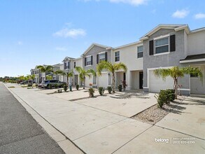 136 Mangrove Shade Cir in Apollo Beach, FL - Building Photo - Building Photo