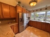 11518 Lyster Ave in Porter Ranch, CA - Foto de edificio - Building Photo