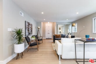 9016 Dicks St in West Hollywood, CA - Building Photo - Building Photo