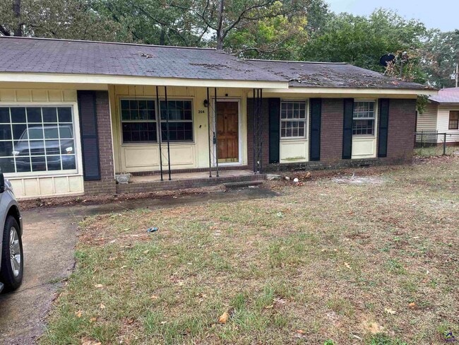 property at 204 Sherman St