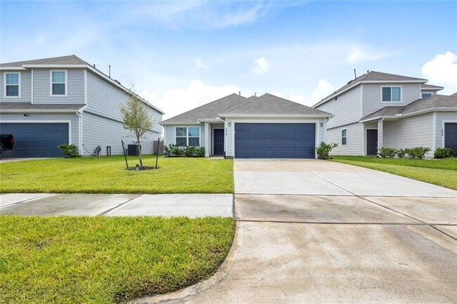 property at 4919 Luke Matthew Dr