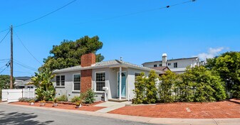 2801 Pine Ave in Manhattan Beach, CA - Building Photo