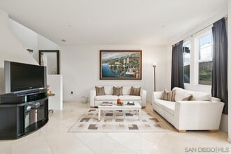 16915 Hutchins Landing in San Diego, CA - Building Photo - Building Photo