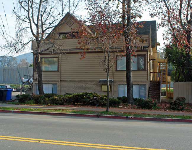 1446 Lincoln Ave in San Rafael, CA - Building Photo - Building Photo